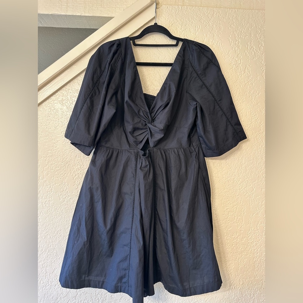 Abercrombie & Fitch Black Front Tie Knot  Dress